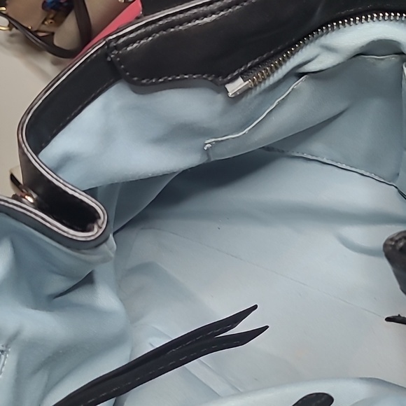 Coach Medium Black Leather SOHO Pleated Bag - Picture 10 of 16